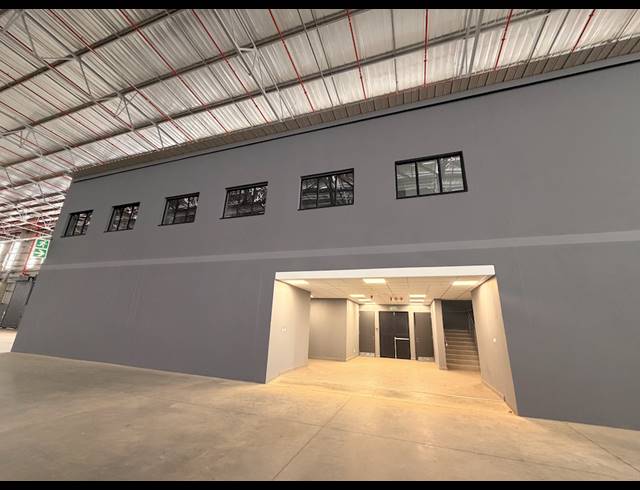12,619M² WAREHOUSE TO LET IN WITFONTEIN